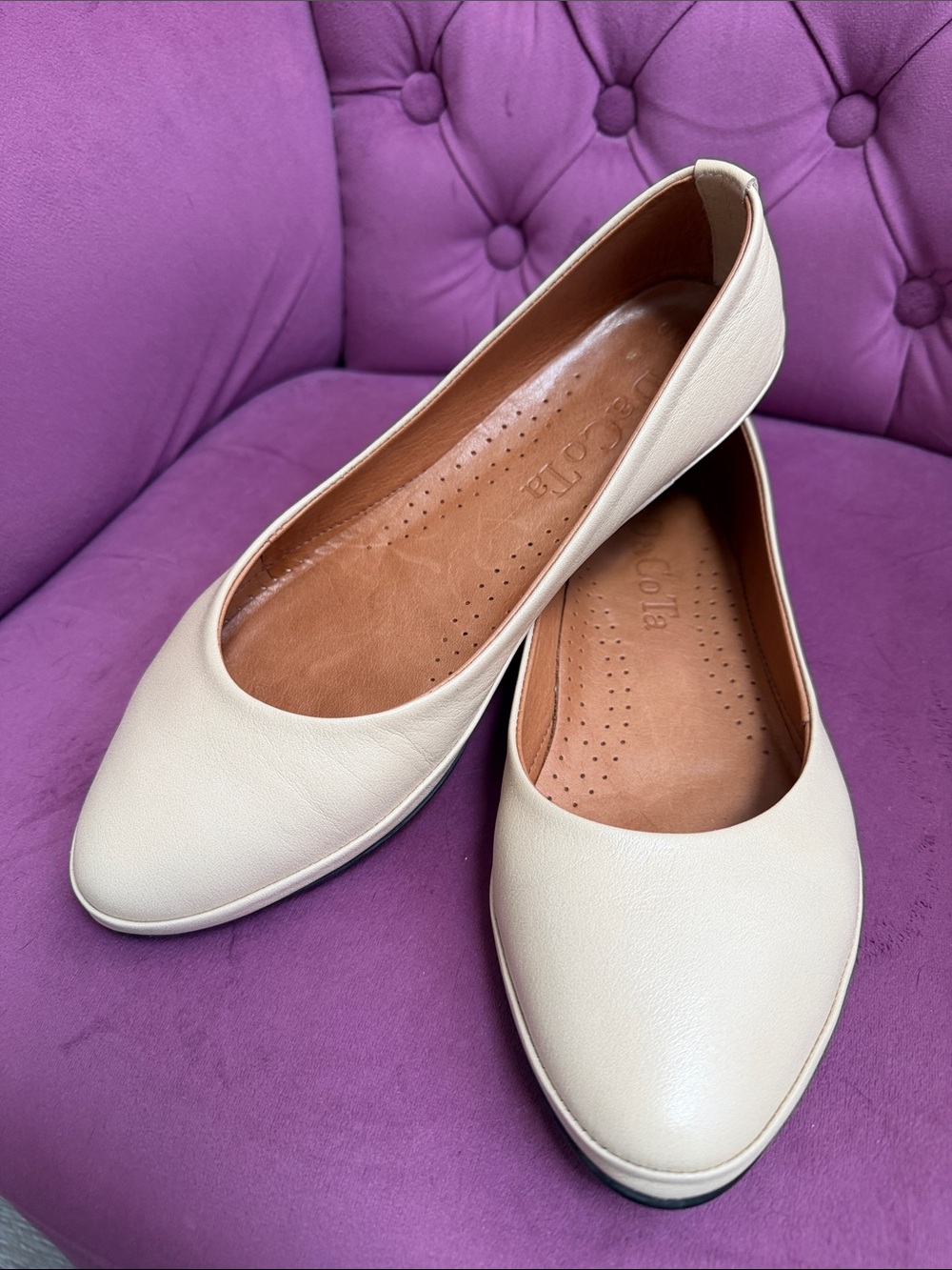 Women’s Cream Leather Slip-On Ballet Flats